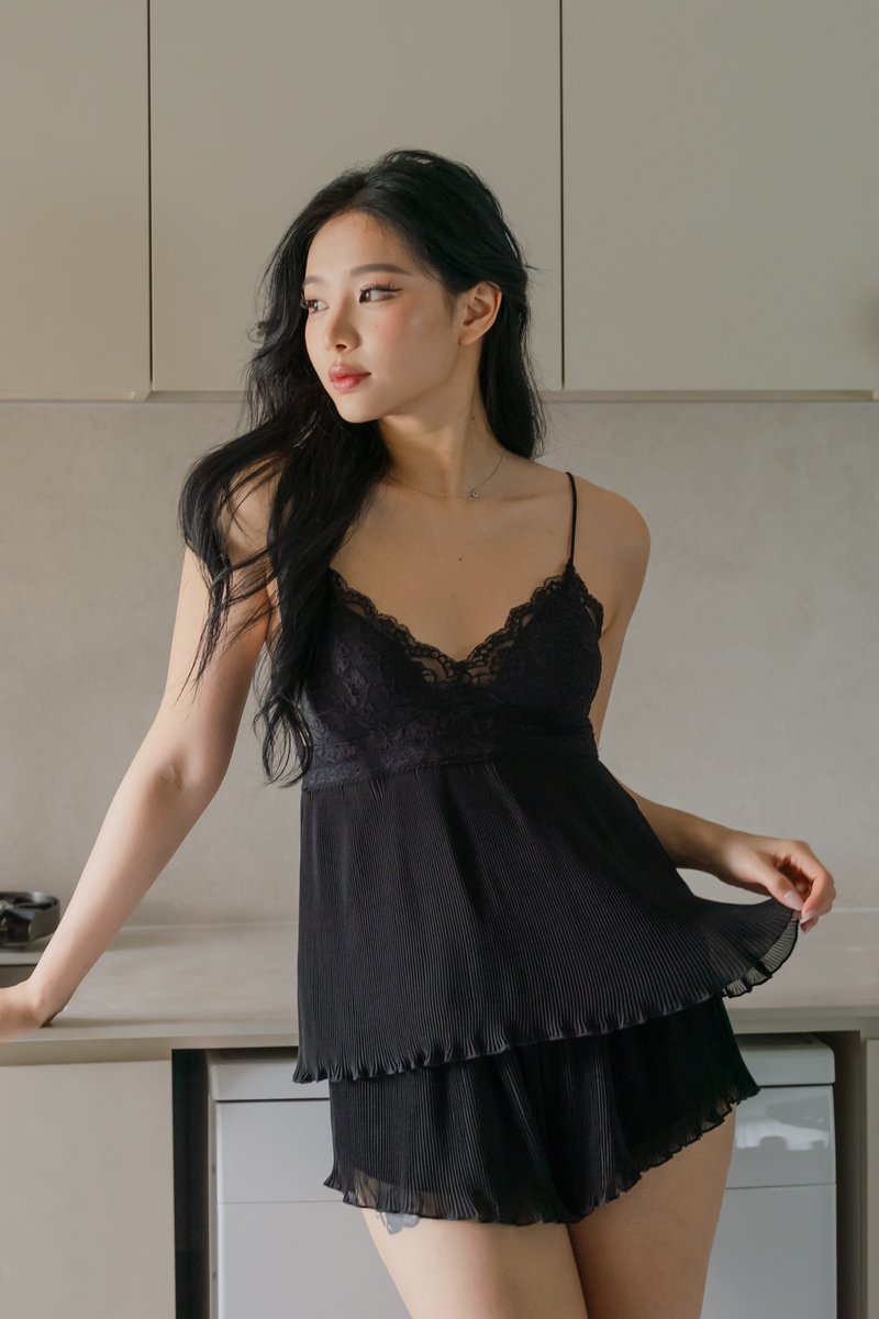 DAHLIA Pleated 2 Pcs Set Sleepwear (Dusk Black)