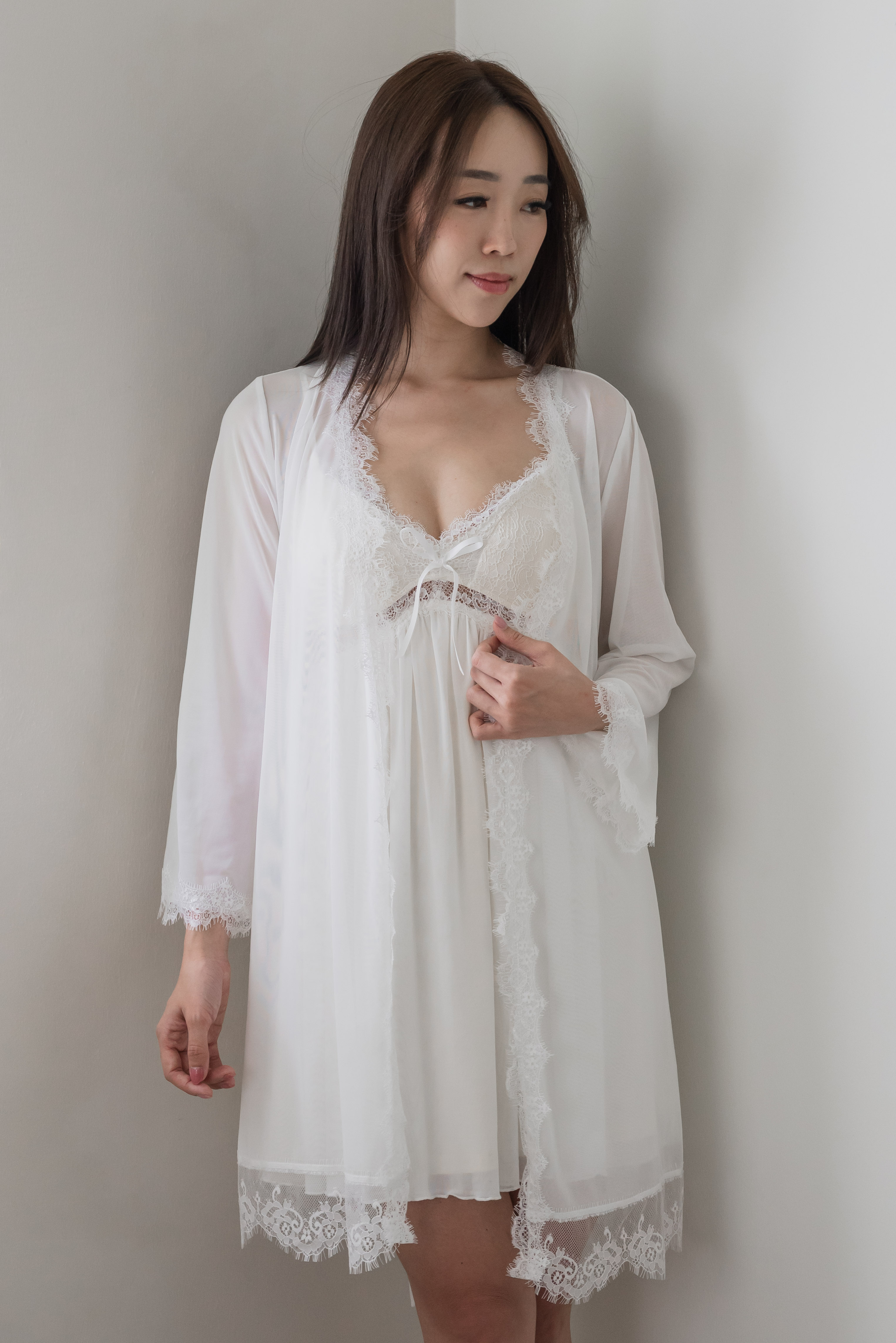 SERENA Lace Robe (Cloud White)