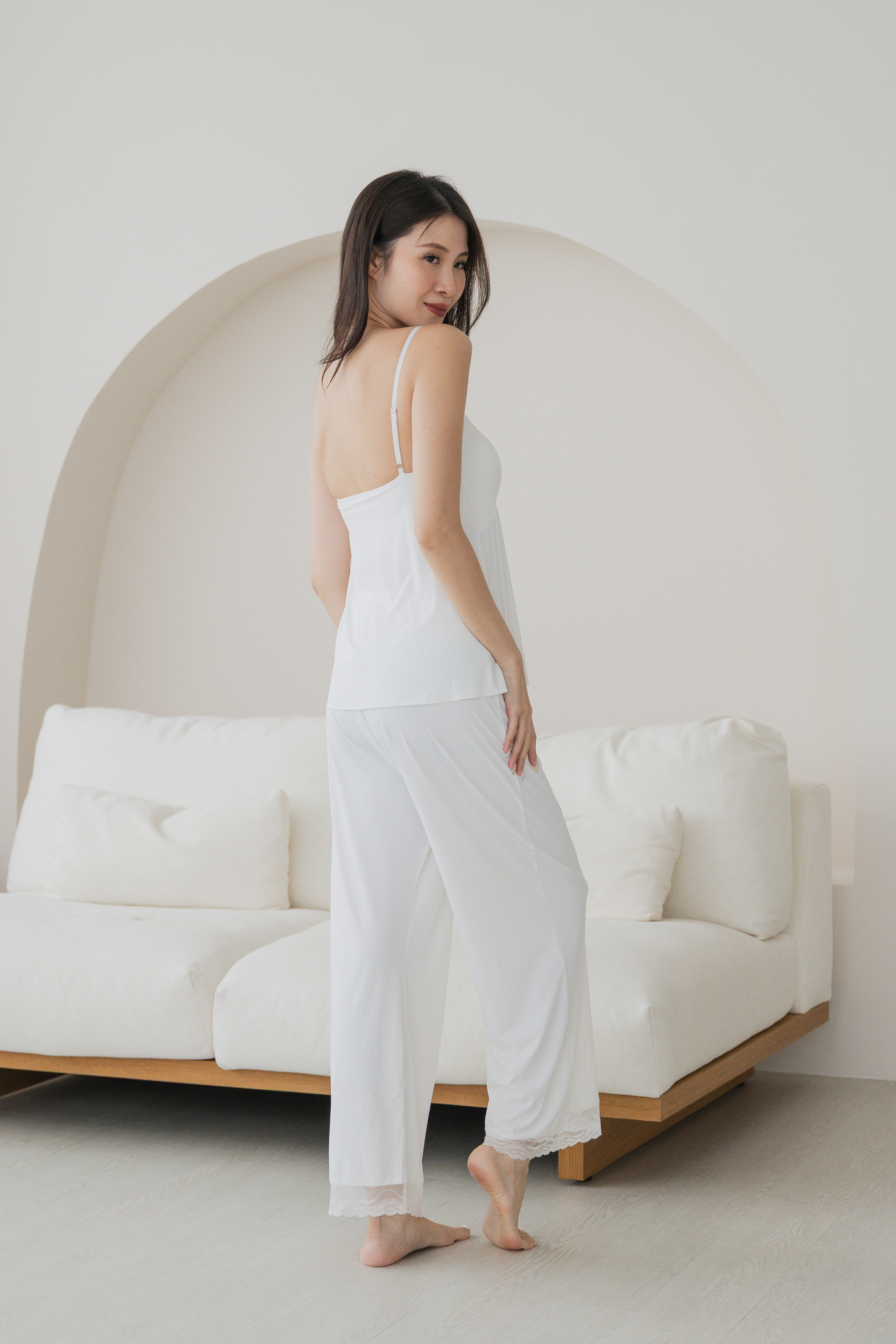 EMILY V Lace Neck 2Pcs Pants Set (Cloud White)