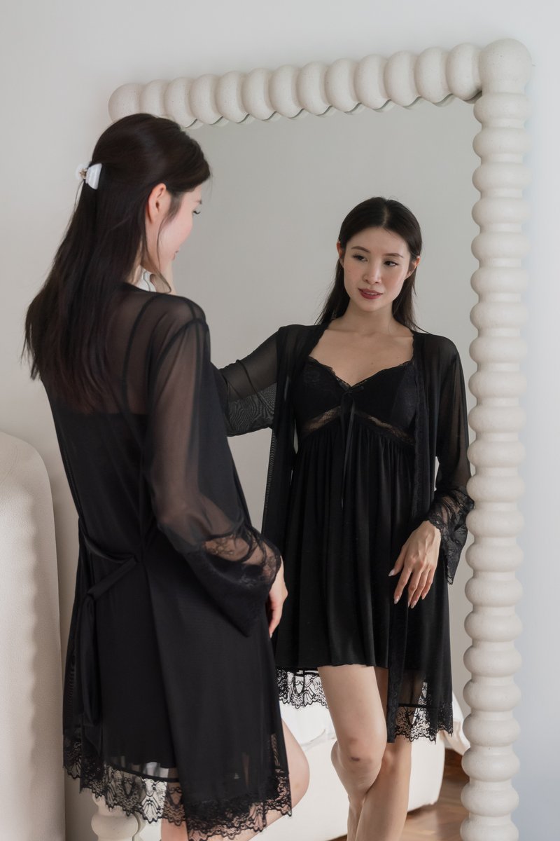 SONIA Lace Robe (Dusk Black)